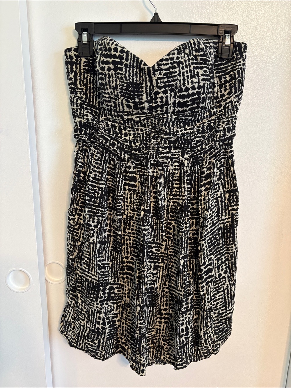 imaginary voyage Strapless Black & White Patterned Women’s Mini Dress